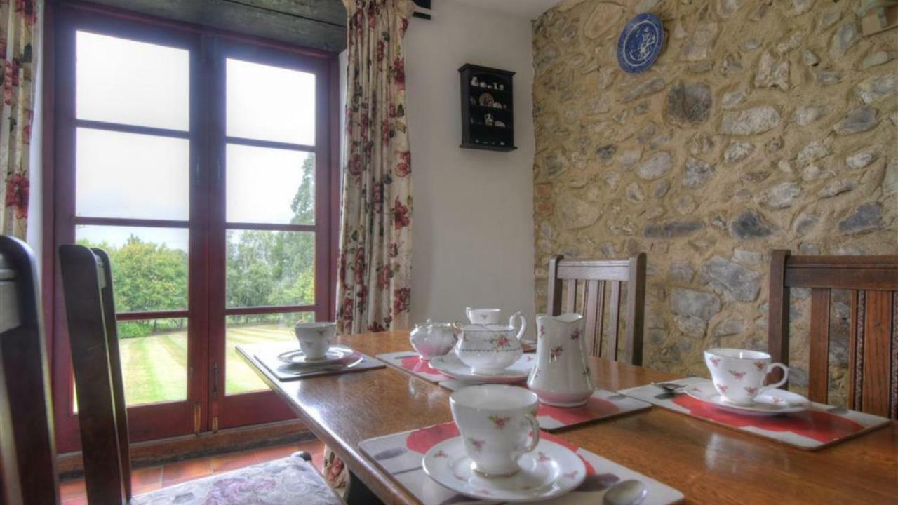 Rose Cottage Musbury 外观 照片